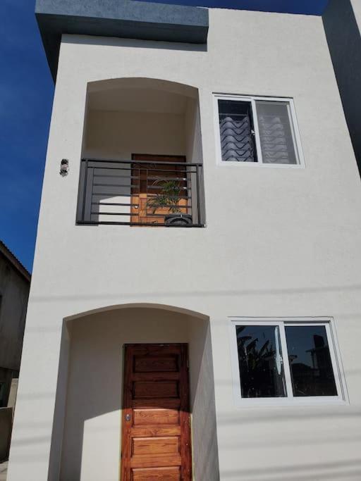 'The Solace' New Luxury Modern 1Bed 1Bath Apt. Portmore Esterno foto