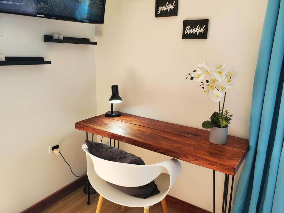 'The Solace' New Luxury Modern 1Bed 1Bath Apt. Portmore Esterno foto